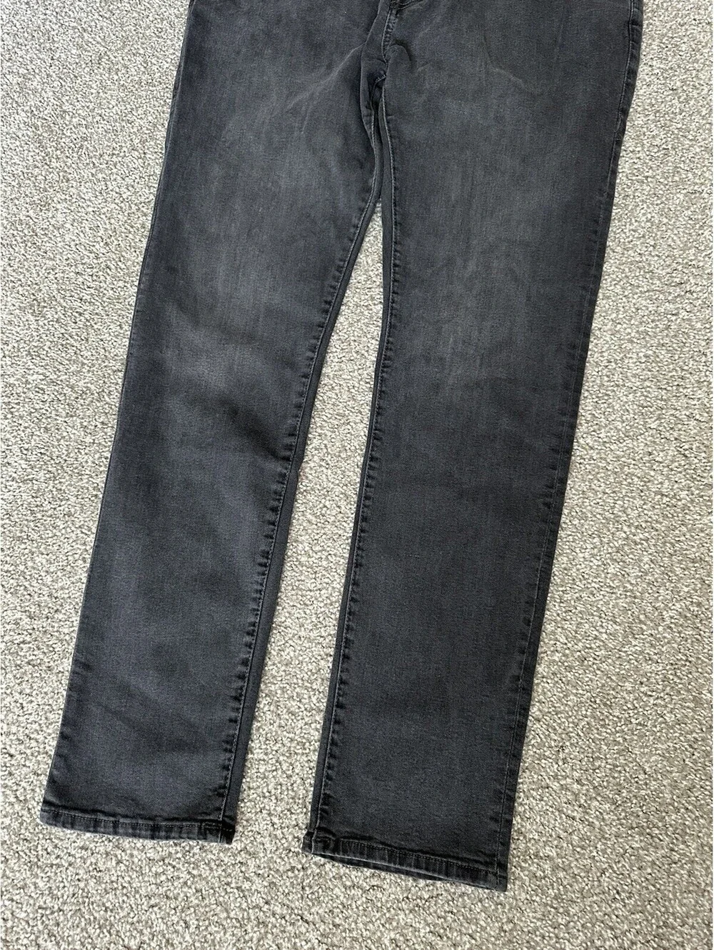 True Religion Rocco Flap SN Relaxed Skinny Jeans Washed Black Men’s Size 42 New